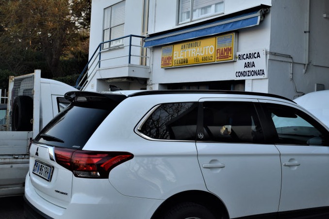 ELETTRAUTO ANTONIOLI Ricciane  (RN)